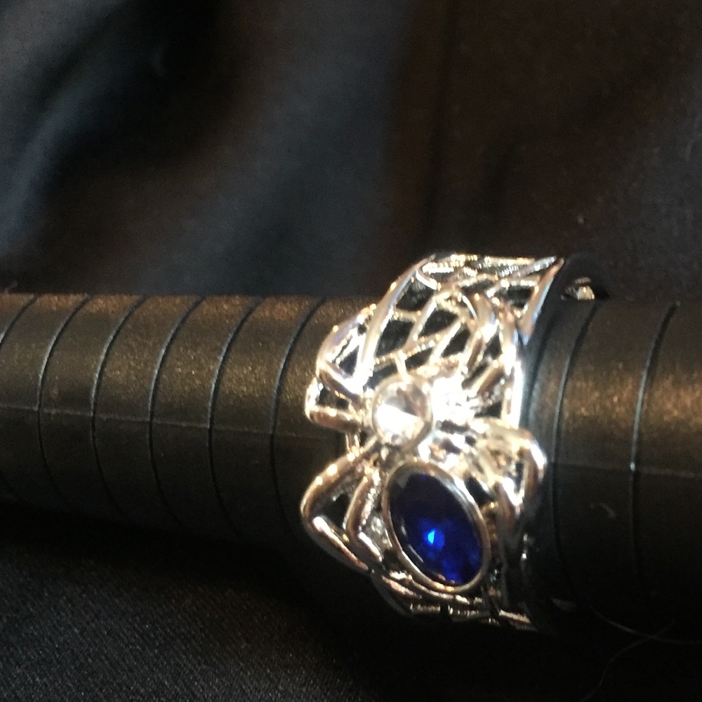 ๐ท Spider on spiderweb ring ๐ท - Picture 7 of 8
